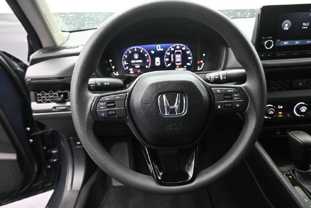 Certified 2025 Honda Accord LX image 7