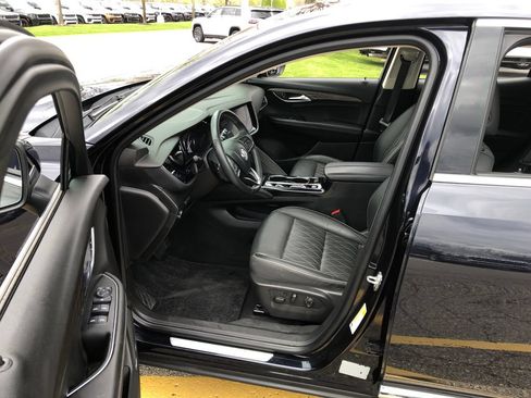 Used 2021 Buick Envision Avenir w/ Technology Package II AWD/4WD image 17