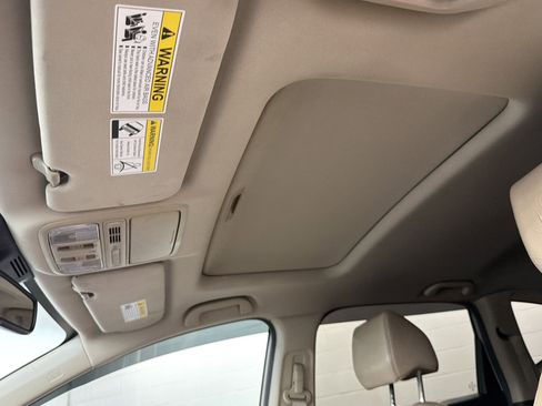 Used 2019 Honda CR-V Touring image 14