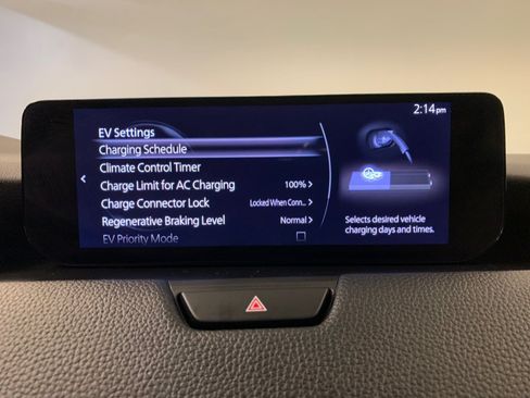 Used 2024 MAZDA CX-90 Plug-In Hybrid w/ Premium Pkg AWD/4WD image 31