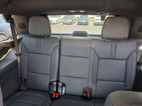 Used 2026 Chevrolet Tahoe RST w/ RST Performance Edition AWD/4WD image 12
