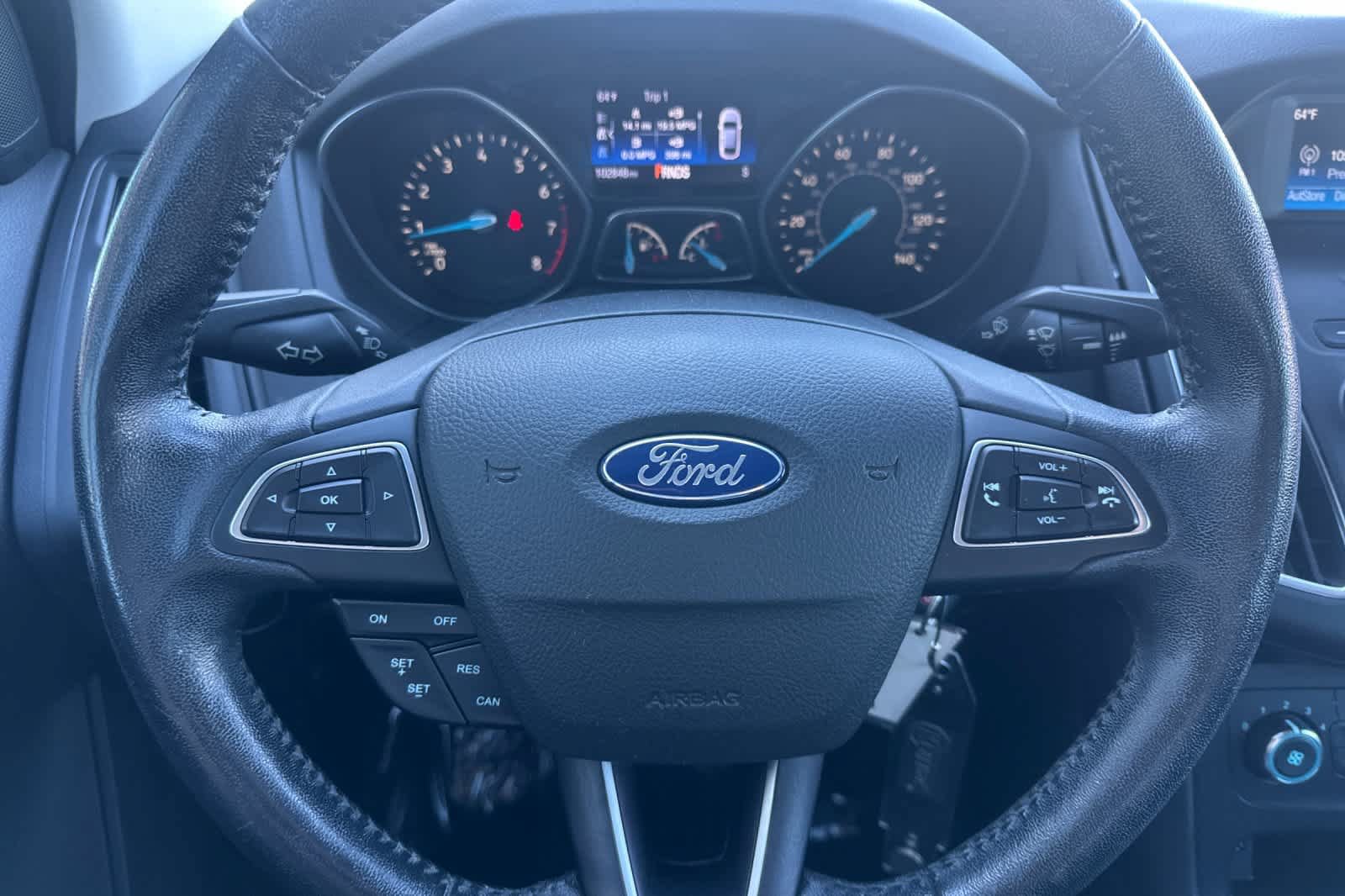 Used 2016 Ford Focus SE w/ Equipment Group 201A FWD image 21