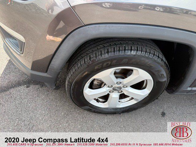 Used 2020 Jeep Compass Latitude w/ Cold Weather Group AWD/4WD image 9