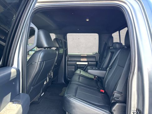 Used 2022 Ford F250 Lariat AWD/4WD image 9