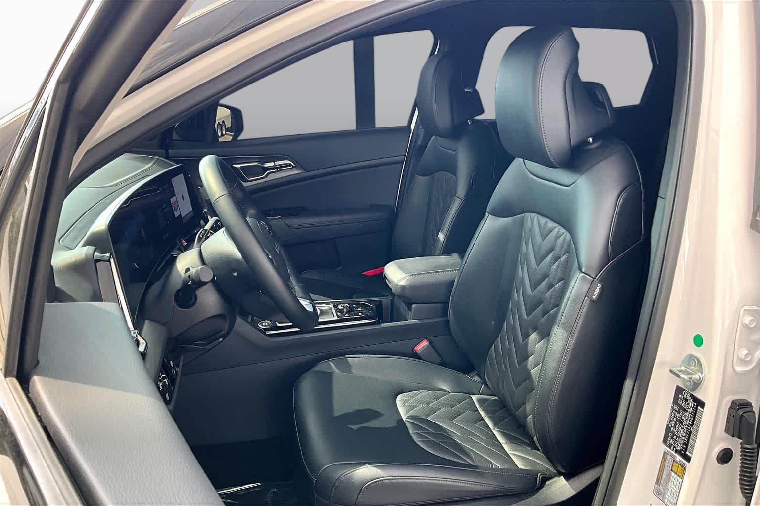 Used 2025 Kia Sportage X-Pro Prestige AWD/4WD image 8