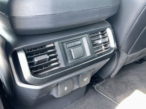 Used 2023 Ford F150 Lariat w/ Equipment Group 502A High AWD/4WD image 15