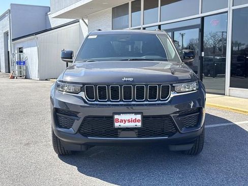 New 2026 Jeep Grand Cherokee Laredo X AWD/4WD image 4