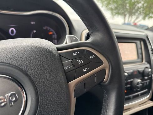 Used 2014 Jeep Grand Cherokee Laredo w/ Quick Order Package 23E AWD/4WD image 29
