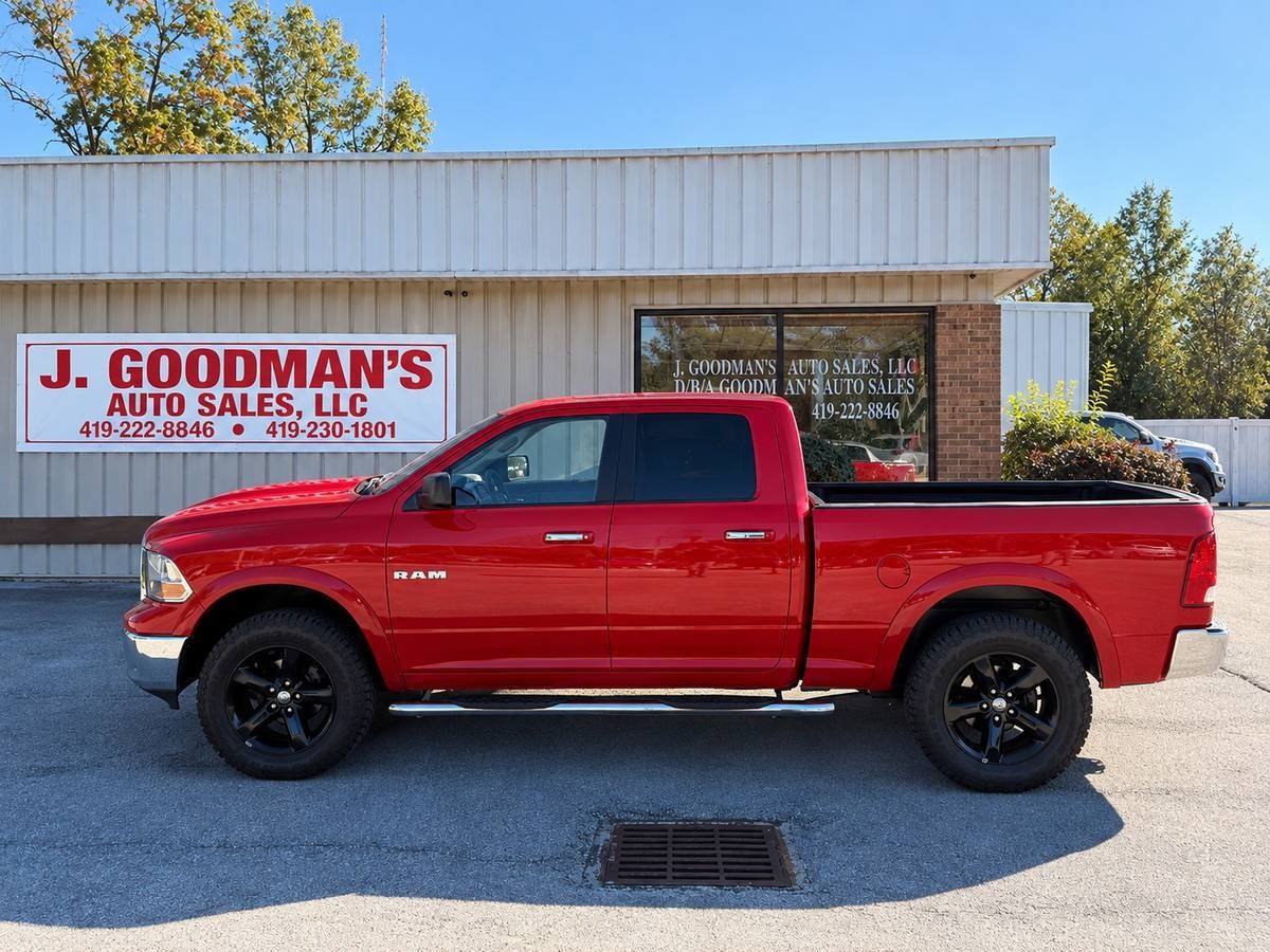 Used 2010 Dodge Ram 1500 Truck SLT w/ Remote Start & Security Group AWD/4WD image 2