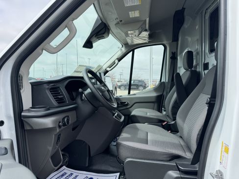 New 2026 Ford Transit 250 148 Medium Roof Extended AWD image 5