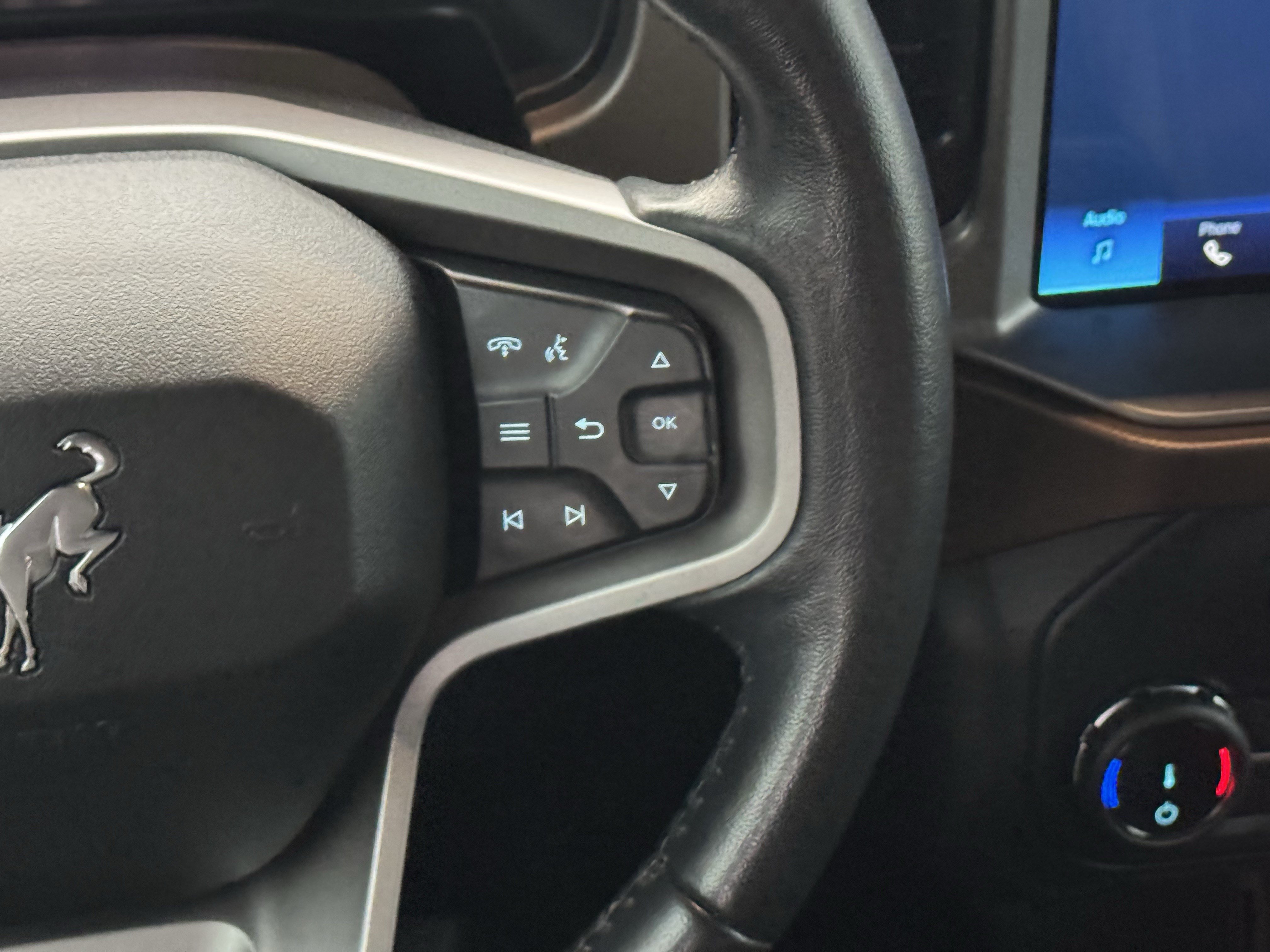 Used 2022 Ford Bronco Outer Banks AWD/4WD image 13