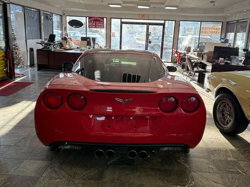 Used 2006 Chevrolet Corvette Coupe w/ Preferred Equipment Group image 9