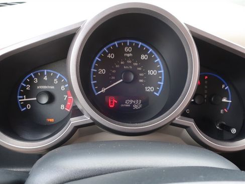 Used 2010 Honda Element EX image 23