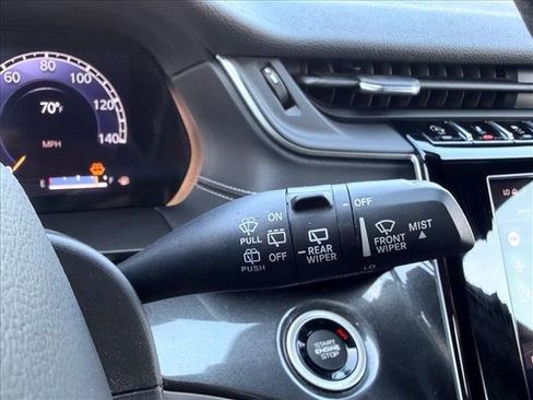 Used 2022 Jeep Grand Cherokee Altitude image 21