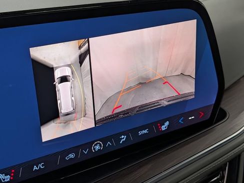 New 2026 Chevrolet Suburban Z71 w/ Z71 Off-Road Package image 29