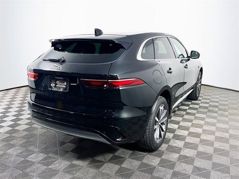 Used 2025 Jaguar F-PACE R-Dynamic S image 5