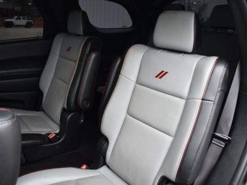 Used 2023 Dodge Durango GT image 27