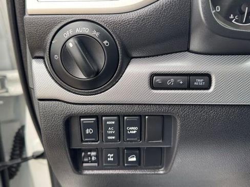 Used 2019 Nissan Titan PRO-4X w/ Pro-4x Utility Package AWD/4WD image 16