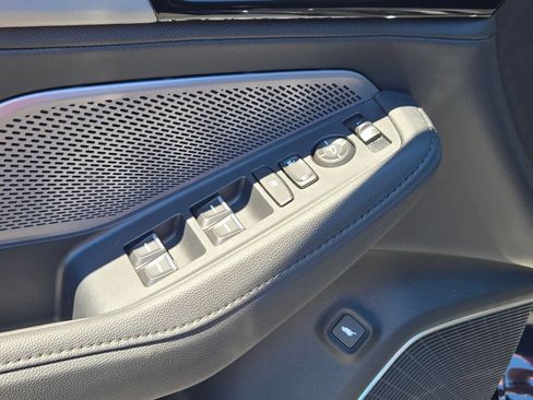 Certified 2026 Acura MDX SH-AWD image 32