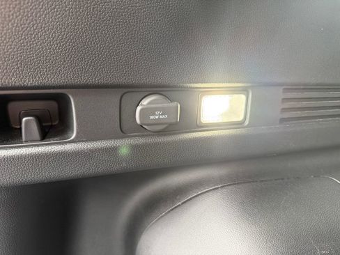 Used 2023 Honda CR-V Sport Touring image 9