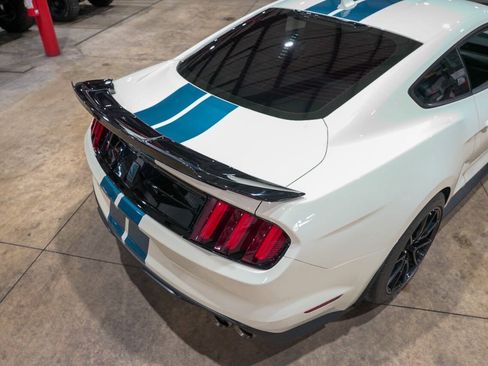 Used 2020 Ford Mustang Shelby GT350 w/ Technology Package RWD image 20