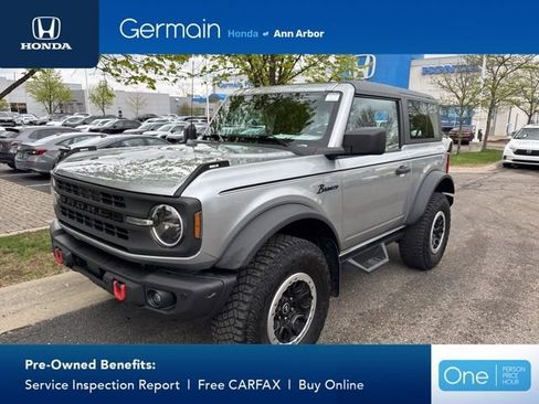 Used 2023 Ford Bronco 2-Door w/ Sasquatch Package AWD/4WD image 1