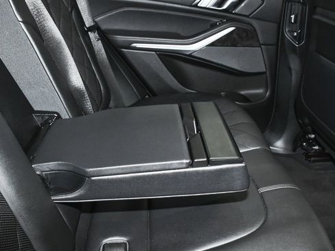 Used 2025 BMW X5 xDrive40i image 62