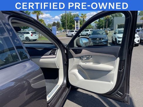 Certified 2023 Volvo XC90 T8 Ultimate w/ Protection Package Premier AWD/4WD image 18