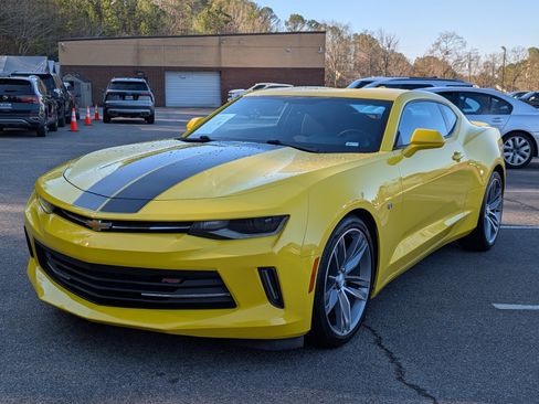 Used 2016 Chevrolet Camaro LT w/ RS Package image 5