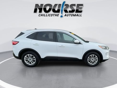 Used 2021 Ford Escape SE FWD image 9