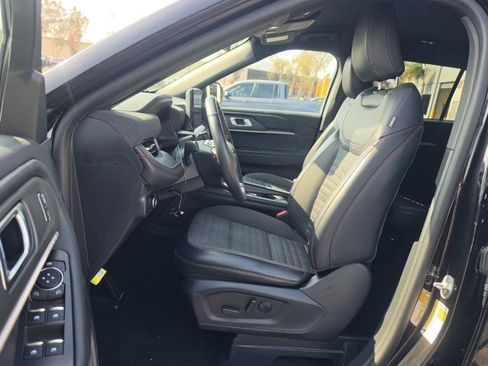 Used 2025 Ford Explorer ST-Line AWD/4WD image 9