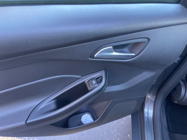 Used 2018 Ford Focus SE w/ Interior Protection Package FWD image 48