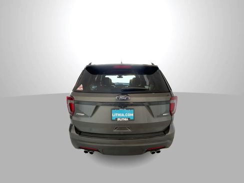 Used 2018 Ford Explorer Sport w/ Equipment Group 401A AWD/4WD image 7