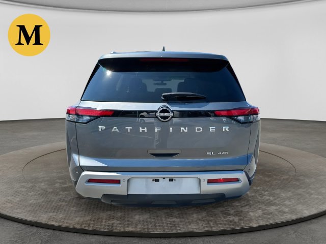 Used 2023 Nissan Pathfinder SL AWD/4WD image 4