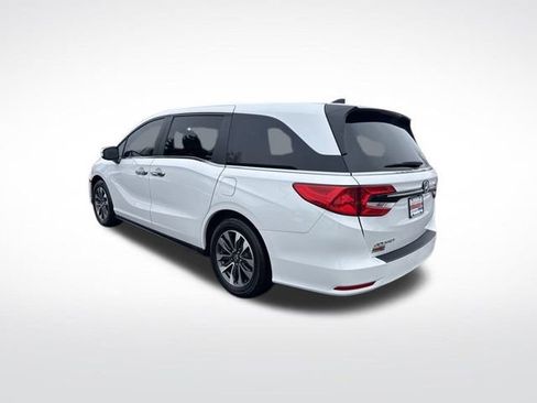 Certified 2023 Honda Odyssey EX-L image 3