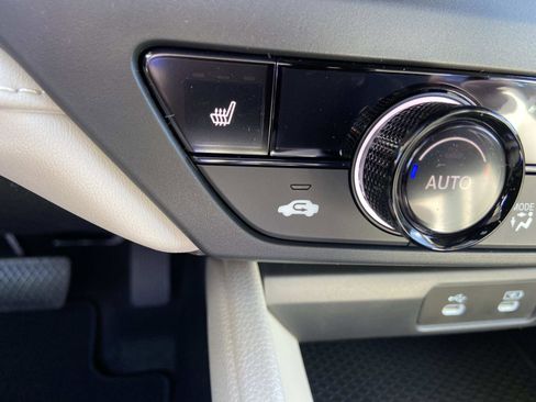 New 2025 Honda Accord SE image 9