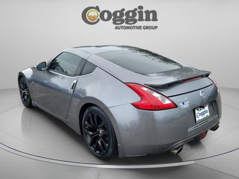 Used 2015 Nissan 370Z Coupe image 4