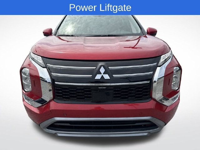 Used 2025 Mitsubishi Outlander AWD image 10