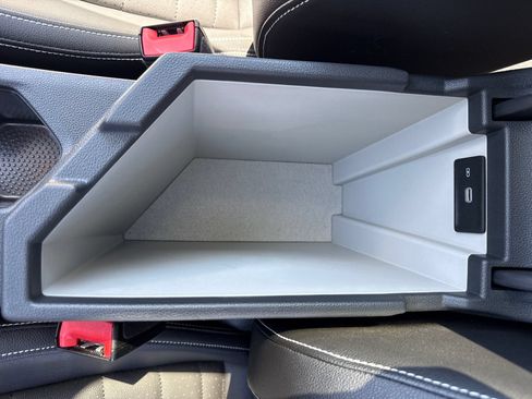 Certified 2023 Volkswagen Jetta SE w/ Panoramic Sunroof Package FWD image 26