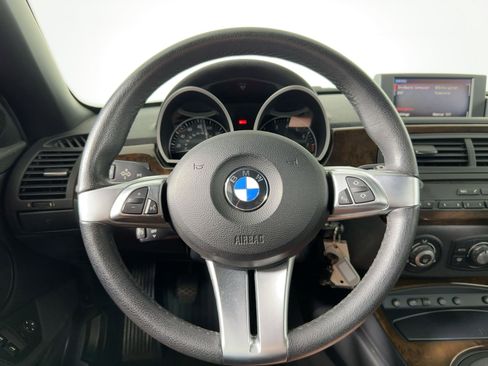 Used 2008 BMW Z4 3.0si image 11