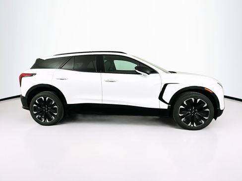 Used 2024 Chevrolet Blazer EV RS AWD/4WD image 10