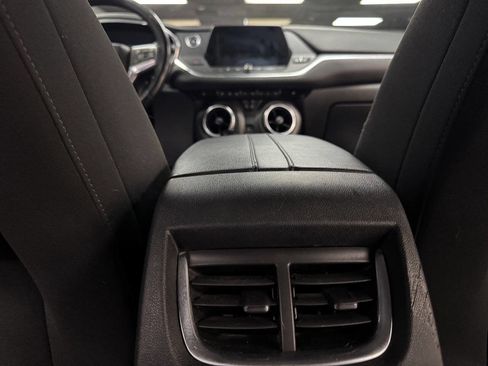 Used 2019 Chevrolet Blazer LT image 41