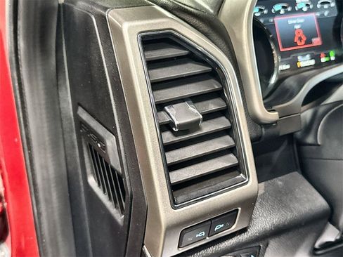 Used 2020 Ford F150 Lariat image 15