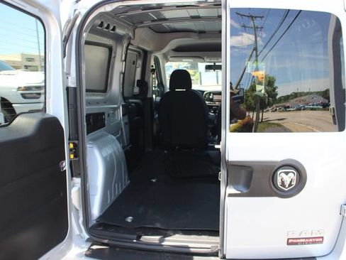 Used 2022 RAM ProMaster City Tradesman w/ Lights & Wheels Group FWD image 22