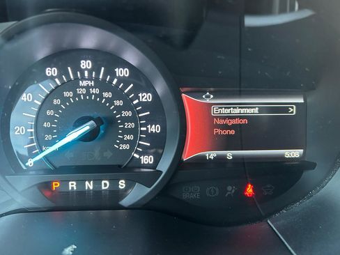 Used 2017 Ford Edge SEL w/ Equipment Group 201A image 22