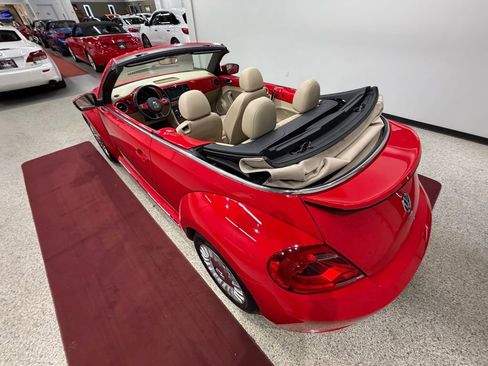 Used 2015 Volkswagen Beetle 1.8T FWD image 22