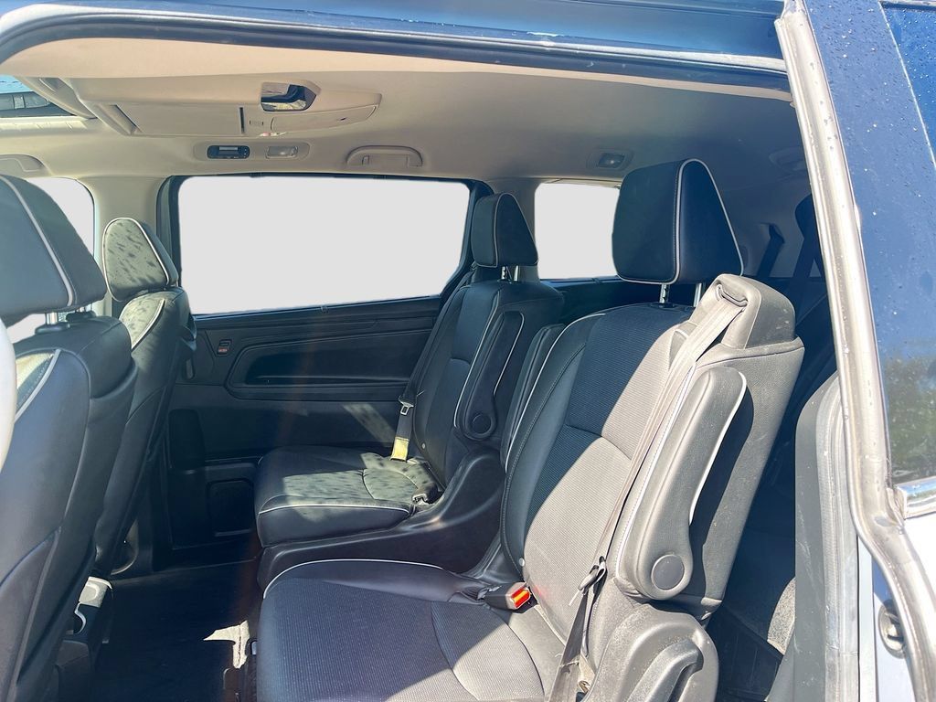 Used 2025 Honda Odyssey Elite image 24