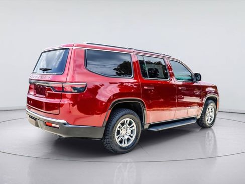 Used 2023 Jeep Wagoneer 4WD image 8