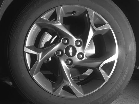 Used 2025 Chevrolet Trax LT w/ LT Convenience Package image 12