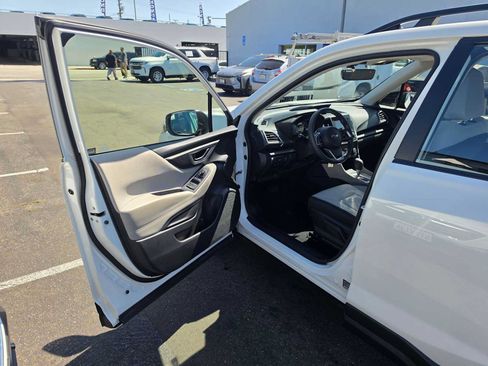 Certified 2024 Subaru Forester AWD/4WD image 19